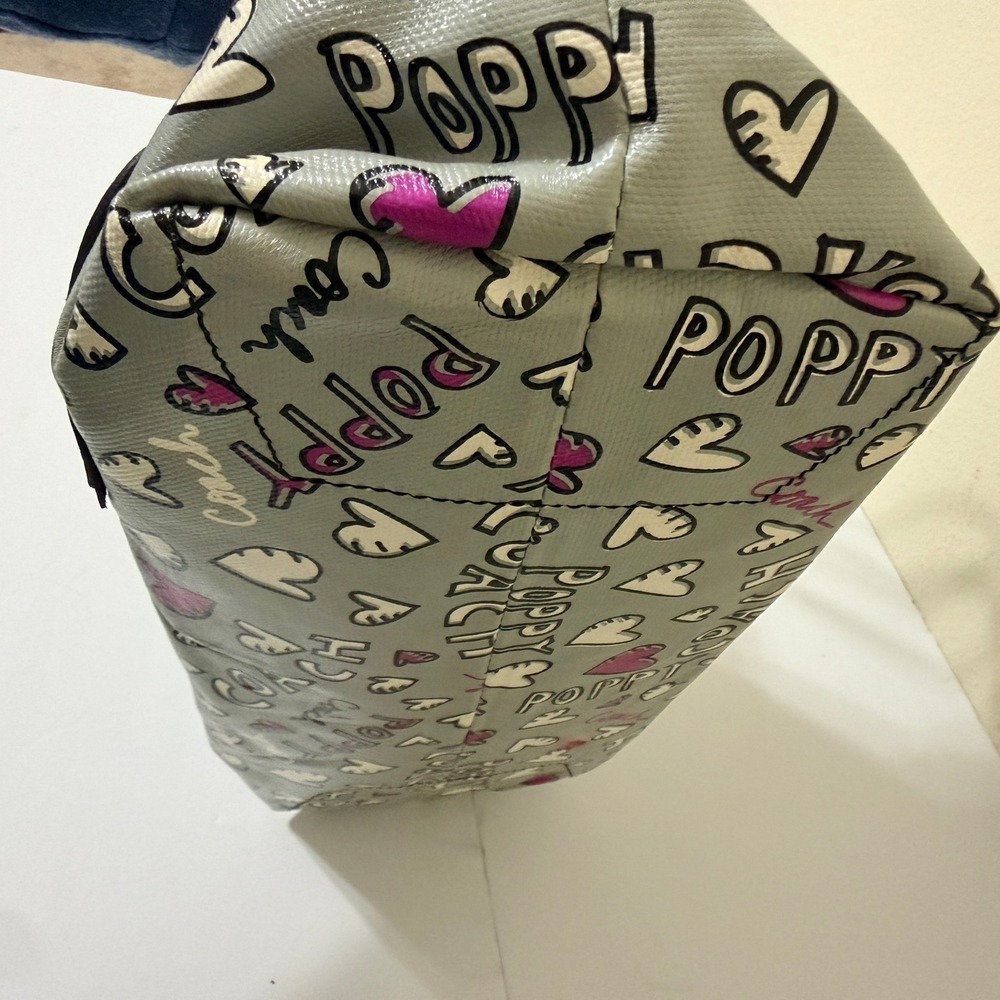 Coach Poppy Hearts Graffiti Tote With Bag Charms Coated Canvas Gray Pink Y2K - Picture 12 of 16